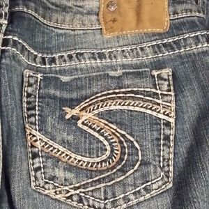 Silver Jeans 'Frances 18 size 29 x 32 Buckle Denim